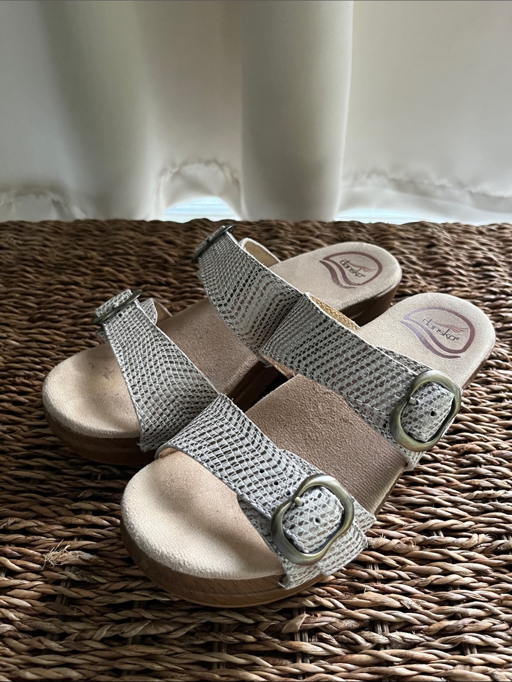 Women’s Dansko Sophie Sandals - Picture 5 of 12